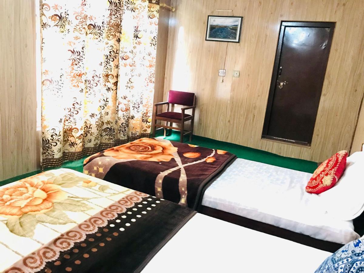 Skardu Lodge Esterno foto